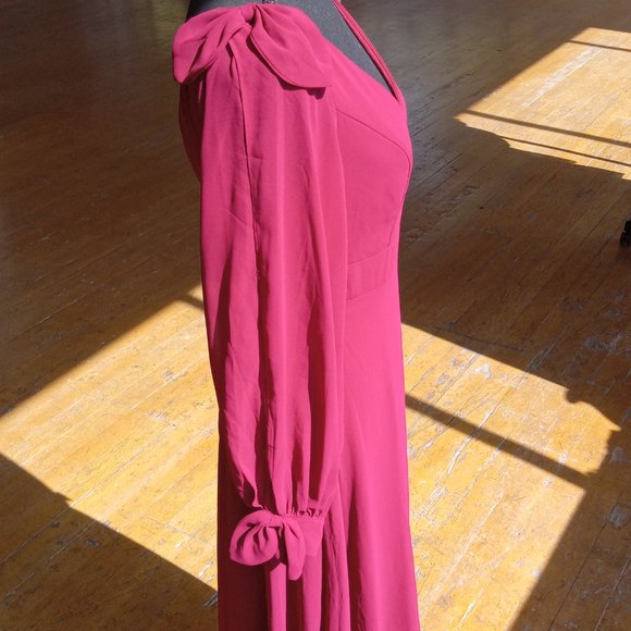 Burgundy wine ethereal maxi dress - Picture 6 of 12